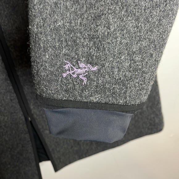 Arc’teryx | Wool Blend Lanea Longline Full Zip Coat - Picture 3 of 11